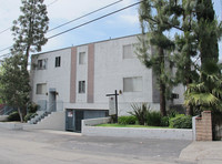 Pinewood-10231 in Tujunga, CA - Foto de edificio - Building Photo