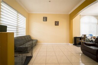 7835 NW 19th Ct in Pembroke Pines, FL - Foto de edificio - Building Photo