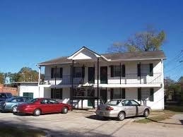 Camelot Apartments in Tuscaloosa, AL - Building Photo