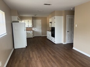 1343 N 66th St in Waco, TX - Building Photo - Building Photo