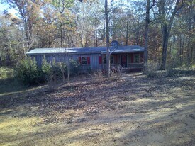 779 Ridge Crest Dr in Pope, MS - Building Photo