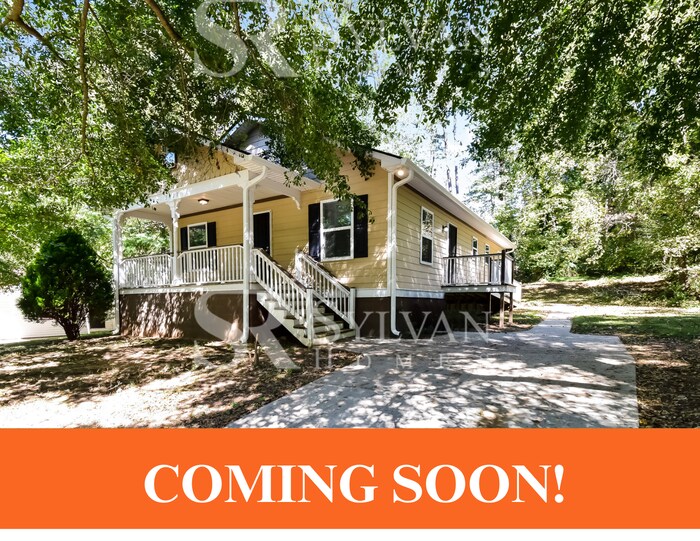 3625 Bunker Hill Dr SW in Atlanta, GA - Building Photo