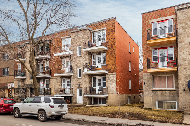 2160 Saint-Joseph Boul E in Montréal, QC - Building Photo - Primary Photo