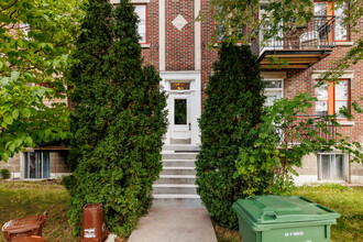 975 De Melrose Av in Montréal, QC - Building Photo - Building Photo