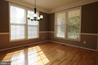 40424 Milford Dr in Broadlands, VA - Building Photo - Building Photo