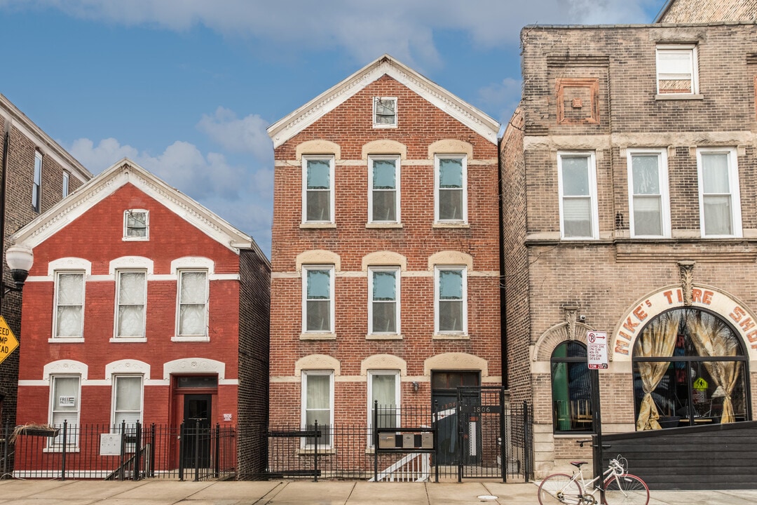 1806 S Carpenter St in Chicago, IL - Building Photo