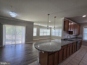 9521 Bastille St in Fairfax, VA - Building Photo - Building Photo