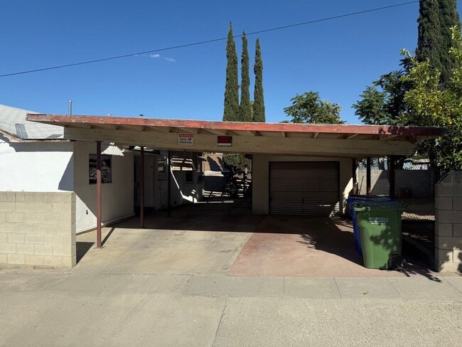 155 North St in Taft, CA - Building Photo - Building Photo