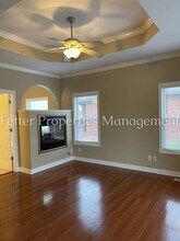 5746 Winnett Dr in Evansville, IN - Building Photo - Building Photo