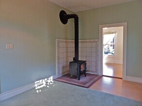 1042 Blaine St in Port Townsend, WA - Building Photo - Building Photo