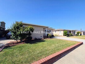 6328 Bigelow St in Lakewood, CA - Building Photo