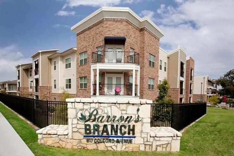 817 Colcord Ave in Waco, TX - Foto de edificio