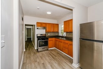 305 Morton St in Creve Coeur, IL - Building Photo - Building Photo