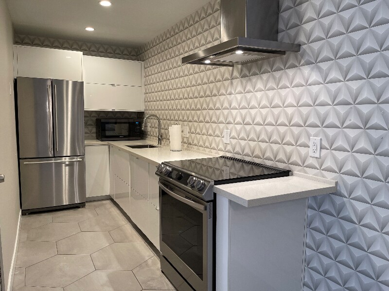 2825 N Los Felices Rd in Palm Springs, CA - Foto de edificio