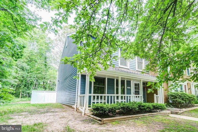 property at 1550 Twisted Oak Dr