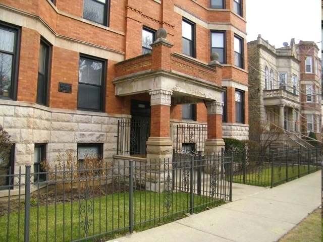 2611 N Sawyer in Chicago, IL - Building Photo - Building Photo