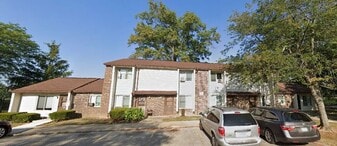 351 W Fairview Ave in Baltimore, OH - Building Photo