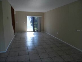 1836 N Crystal Lake Dr in Lakeland, FL - Foto de edificio - Building Photo