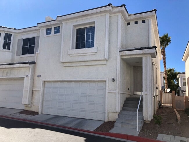 271 Echo Dell Ct