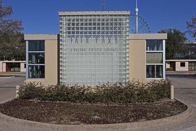 Casas Alquiler en South Boulevard Park Row, TX