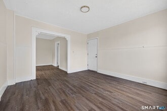 27 Beacon St in Waterbury, CT - Building Photo - Building Photo