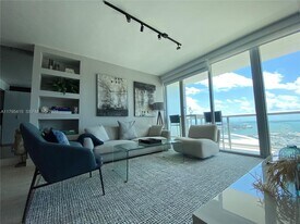 888 Biscayne Blvd in Miami, FL - Building Photo