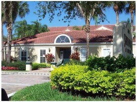 949 Riverside Dr in Coral Springs, FL - Building Photo