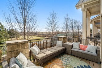 1509 Lake Ridge Ct in Mundelein, IL - Building Photo - Building Photo