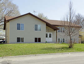 938 19th Ave N in South St. Paul, MN - Building Photo