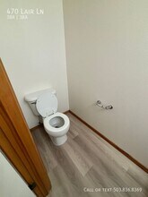 470 Lair Ln in Newberg, OR - Building Photo - Building Photo