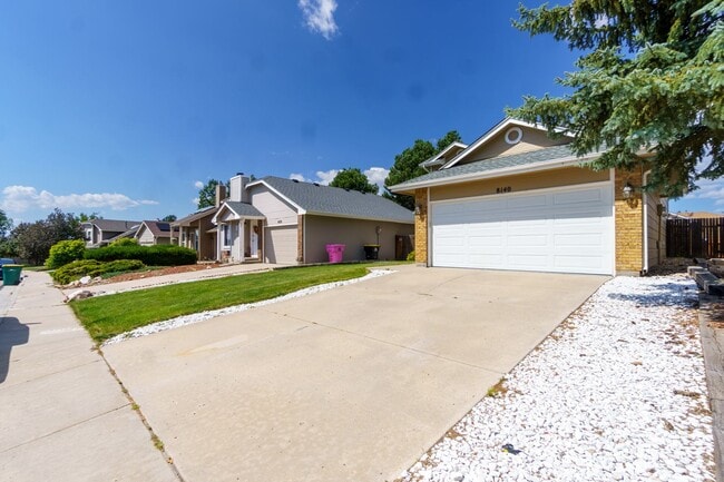 8140 Chancellor Dr in Colorado Springs, CO - Building Photo - Building Photo