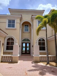 2819 Pillsbury Way in Wellington, FL - Foto de edificio - Building Photo