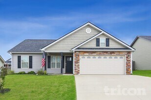 613 Slippery Moss Dr in Spartanburg, SC - Building Photo