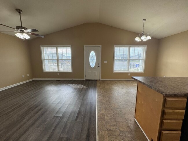 125 Perdez Ct in Bowling Green, KY - Building Photo - Building Photo