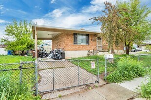 8177 Darin St in Midvale, UT - Building Photo
