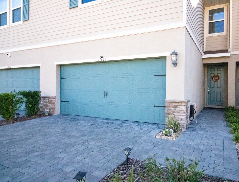 11638 Woodleaf Dr in Bradenton, FL - Foto de edificio