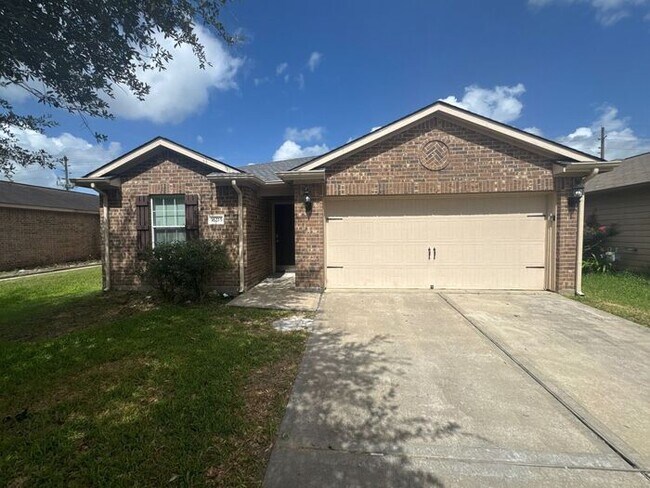 property at 16215 Silver Wing Ln