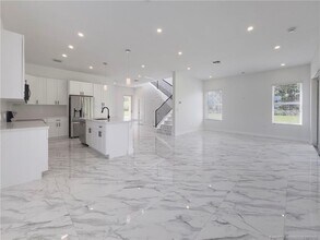 149 Southeast Cor. Arno in Port St. Lucie, FL - Building Photo - Building Photo