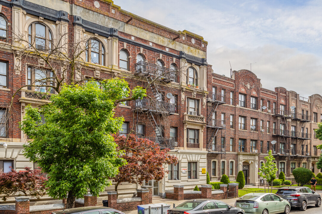 259 Parkside Ave in Brooklyn, NY - Foto de edificio