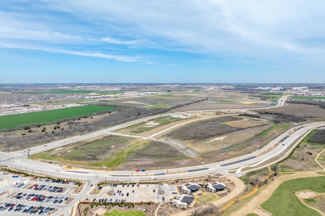 The Link in Frisco, TX - Building Photo