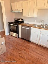 3701 Hughes Rd in Louisville, KY - Building Photo - Building Photo