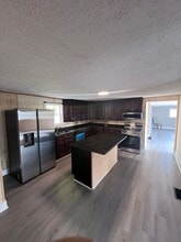 46 N Main St in North Hampton, OH - Building Photo - Building Photo