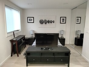 30629 Passageway Pl, Unit Fully Furnished StudioADU in Agoura Hills, CA - Building Photo - Building Photo