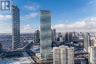 415 Webb Dr in Mississauga, ON - Building Photo