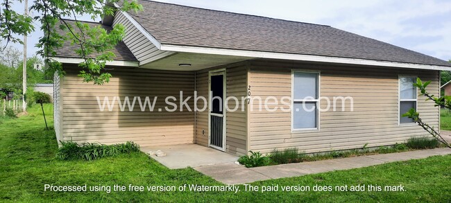 207 N Northcutt Ave in Fairview, MO - Building Photo - Building Photo