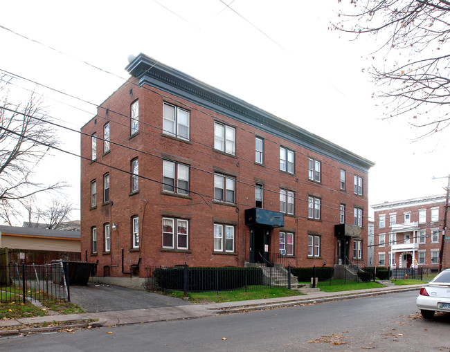 49-51 Kibbe St in Hartford, CT - Building Photo - Building Photo