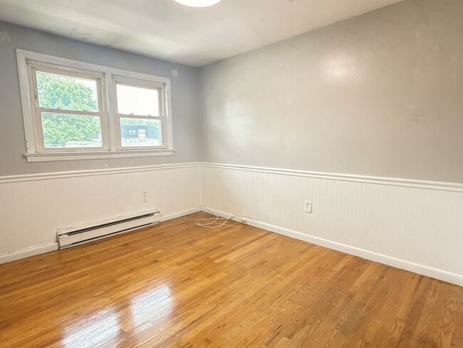 49 Maiden Ln, Unit 1