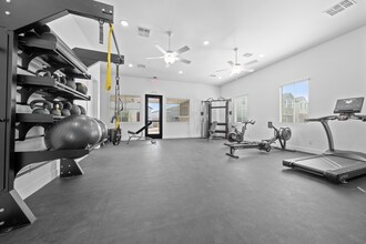 Ironwood Homes at River Run in Avondale, AZ - Foto de edificio - Building Photo