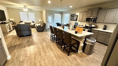 252 Drumcliffe Dr in Haslet, TX - Building Photo - Building Photo