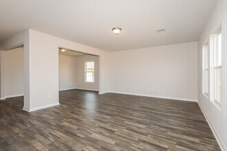 13011 S Green Wing Cir in Willis, TX - Building Photo - Building Photo